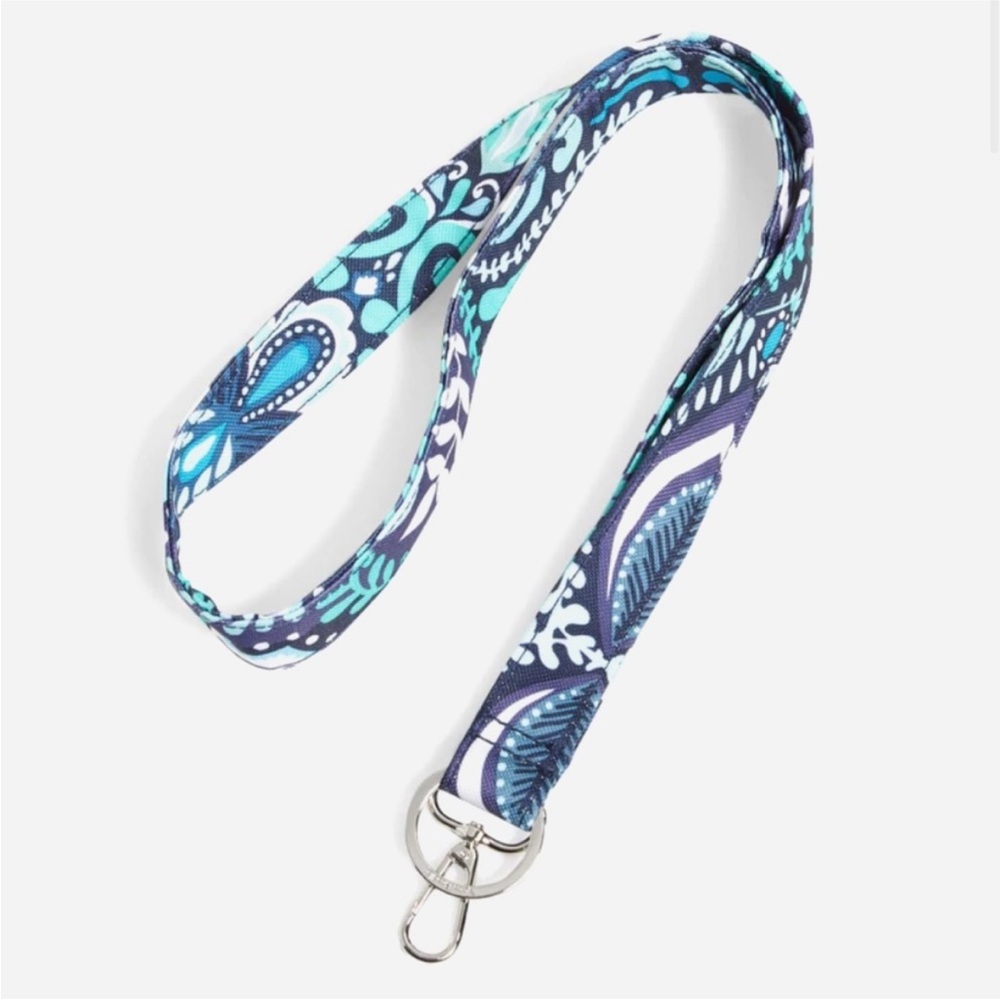 Vera Bradley lighten up wide lanyard blue Island medallion new with tags